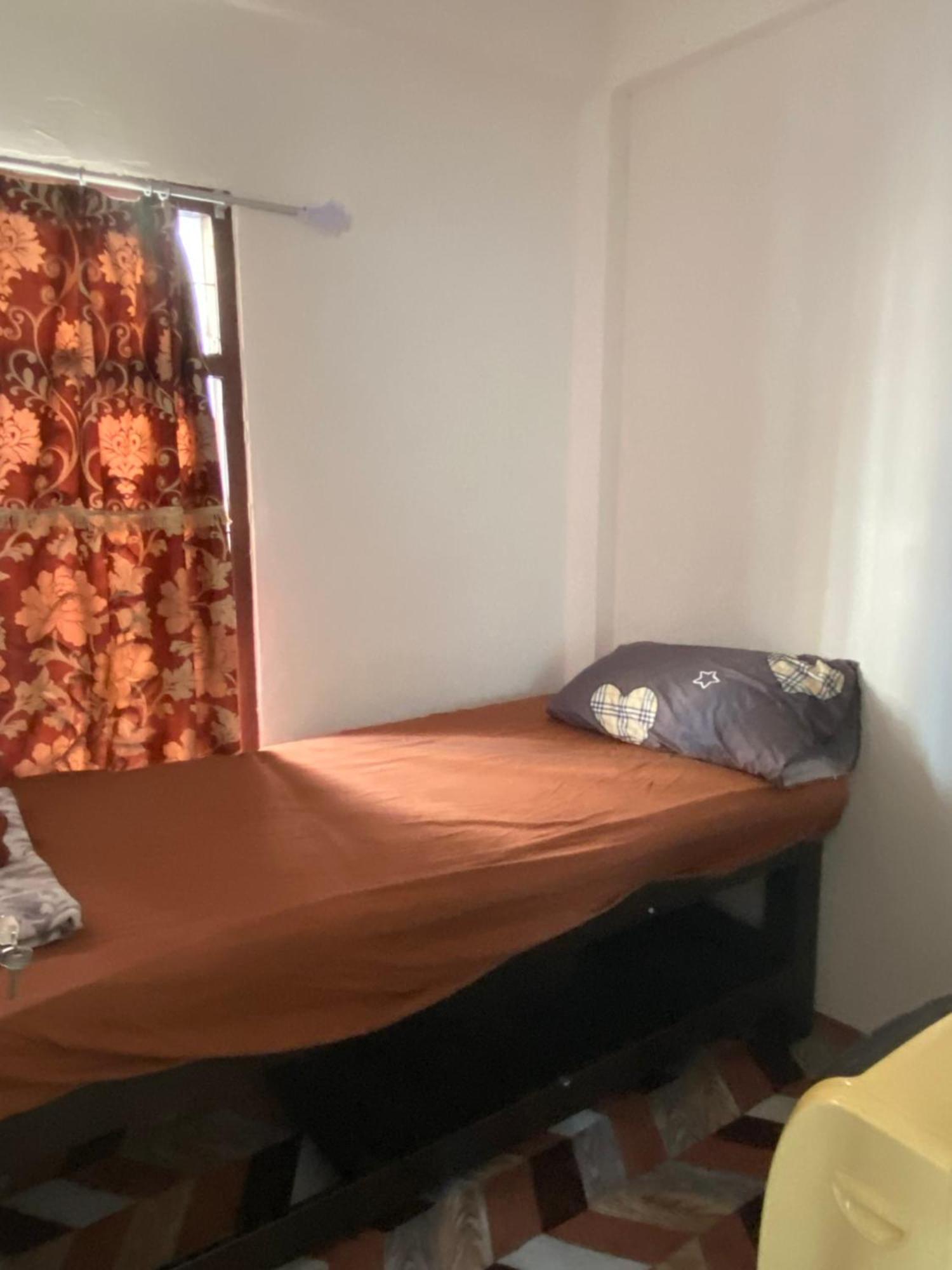 Sleep Break Hostel Sathon Bangkok Esterno foto