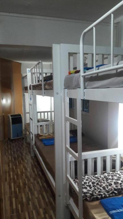 Sleep Break Hostel Sathon Bangkok Esterno foto